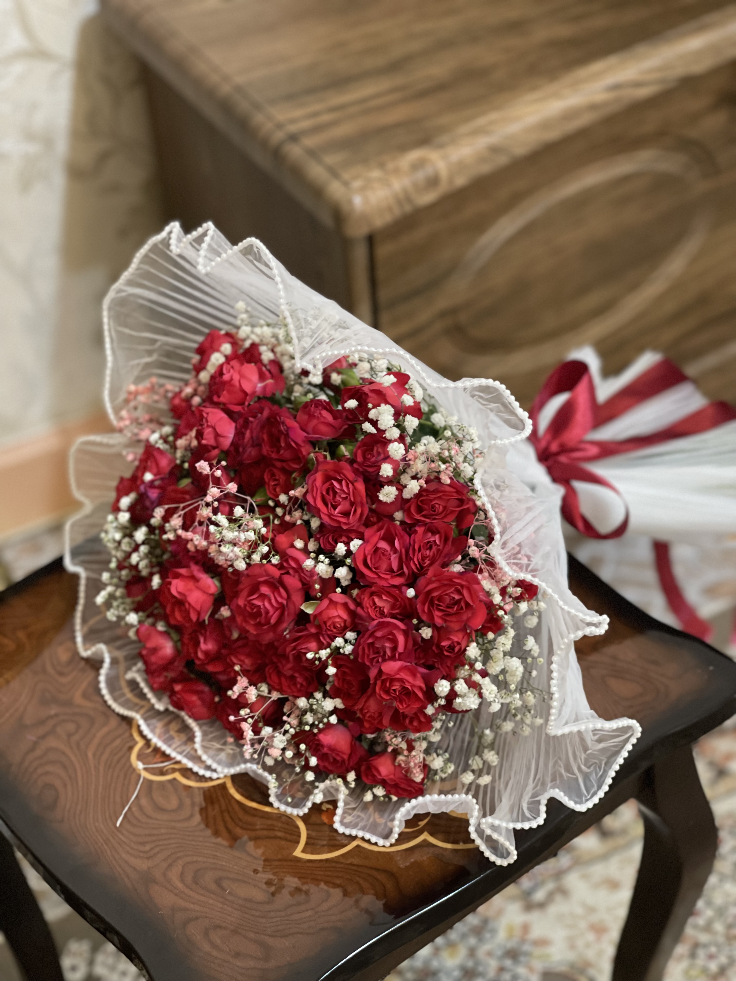 دسته گل رز مینیاتوری طبیعی پینترستی
